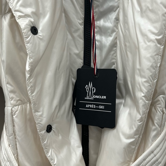 MONCLER CHAMOILLE GIUBBOTTO - Picture 10 of 17